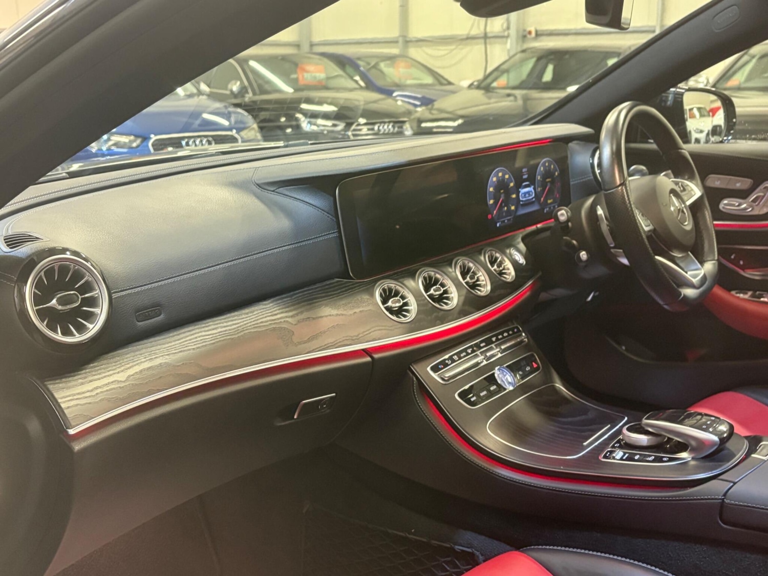 Used Mercedes-Benz E Class 2017 for sale - 76936690: Photo 11