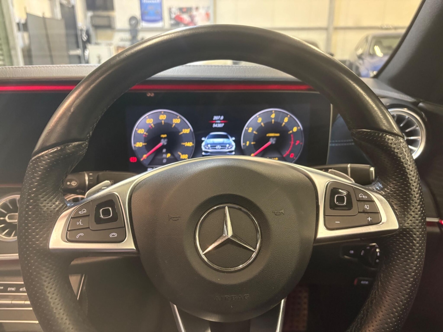 Used Mercedes-Benz E Class 2017 for sale - 76936690: Photo 14