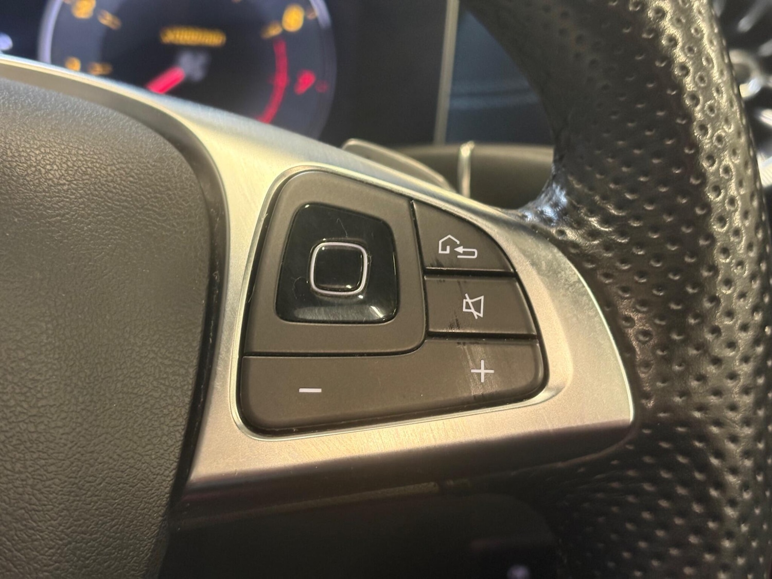 Used Mercedes-Benz E Class 2017 for sale - 76936690: Photo 16