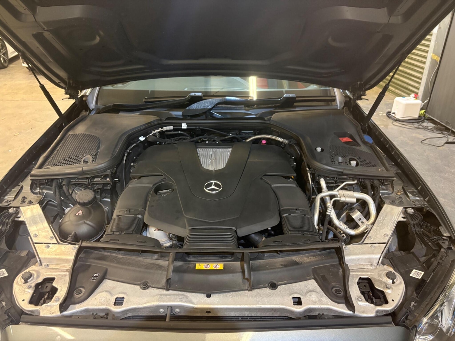 Used Mercedes-Benz E Class 2017 for sale - 76936690: Photo 85