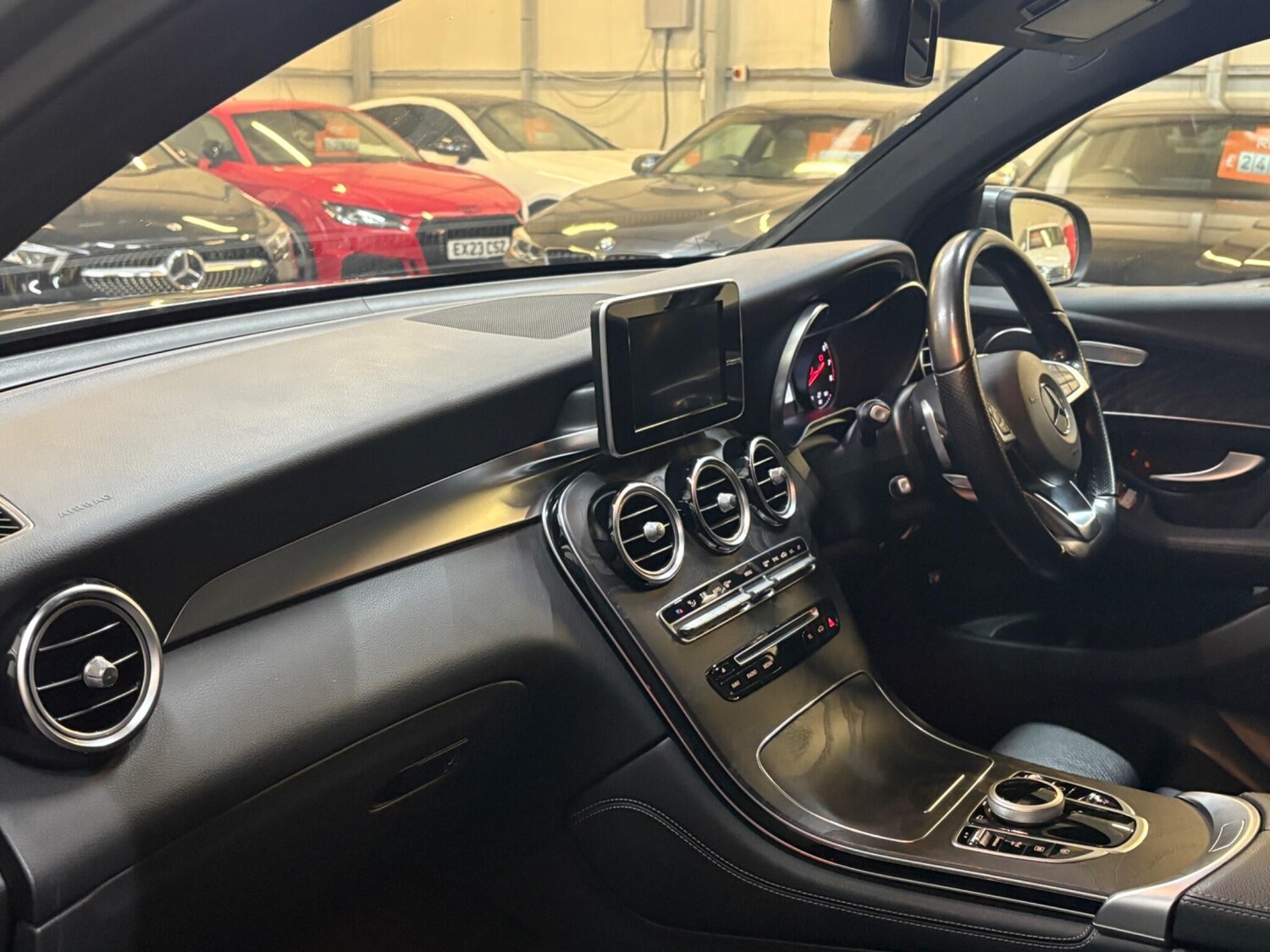 Used Mercedes-Benz GLC 2018 for sale - 77710496: Photo 11