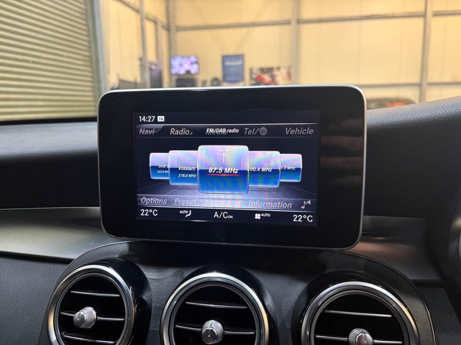 Used Mercedes-Benz GLC 2018 for sale - 77710496: Photo 28