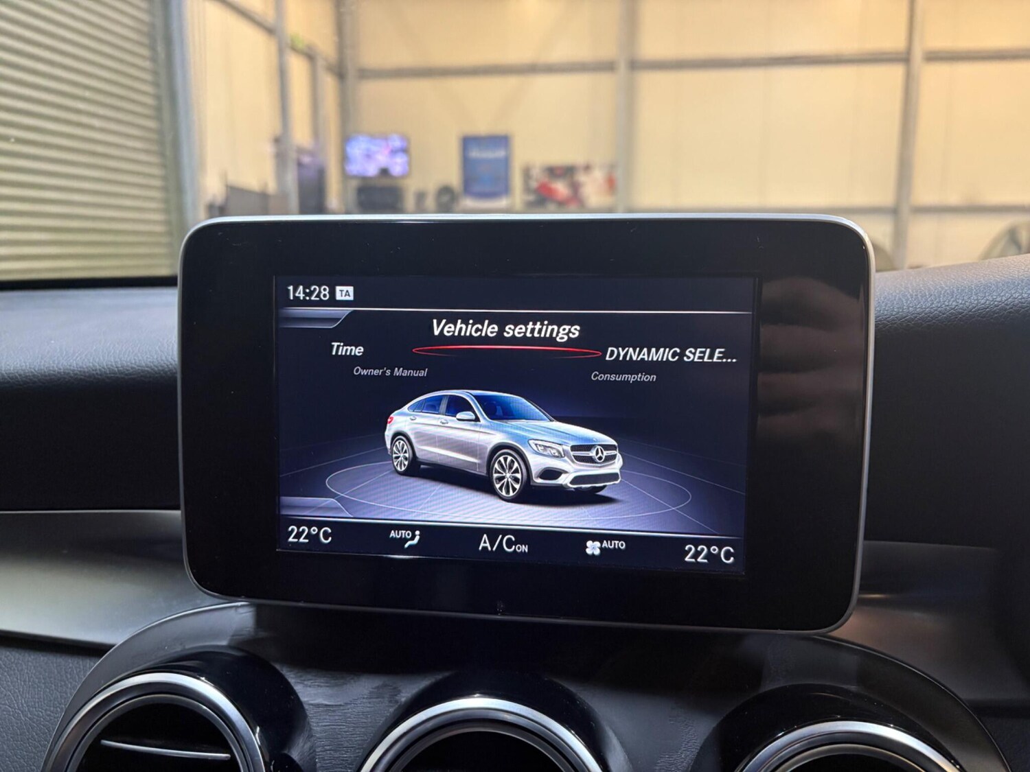 Used Mercedes-Benz GLC 2018 for sale - 77710496: Photo 33