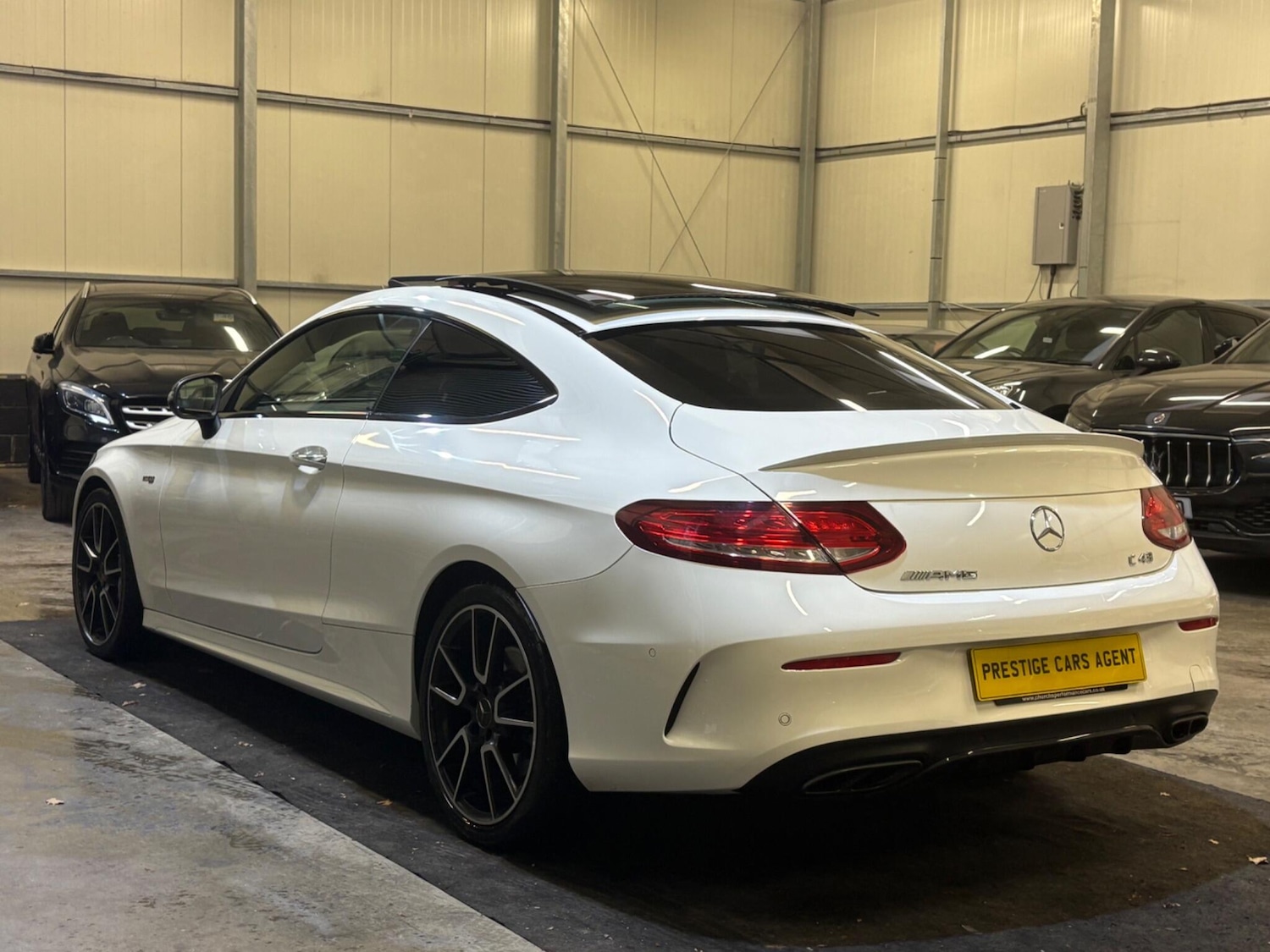 Used Mercedes-Benz C Class 2016 for sale - 76201331: Photo 4