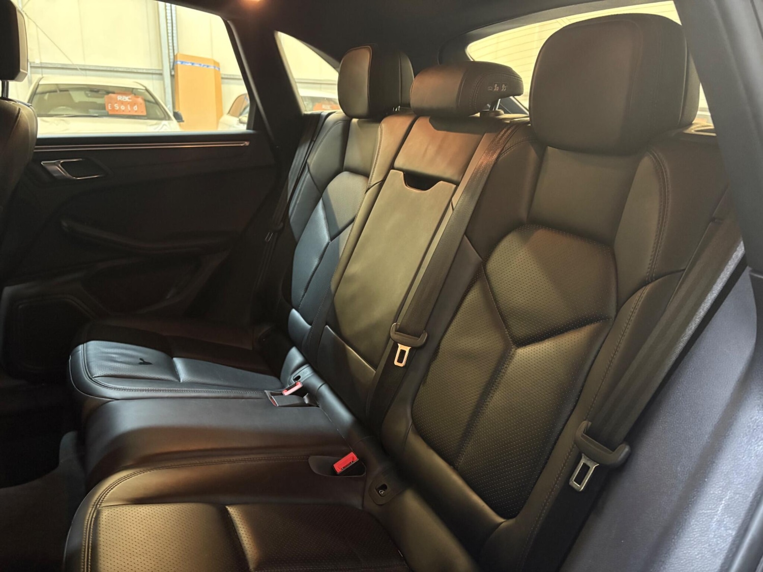 Used Porsche Macan 2018 for sale - 77559645: Photo 15