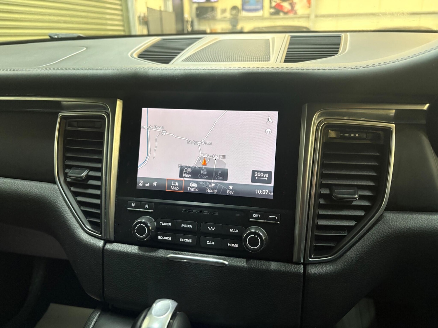 Used Porsche Macan 2018 for sale - 77559645: Photo 23