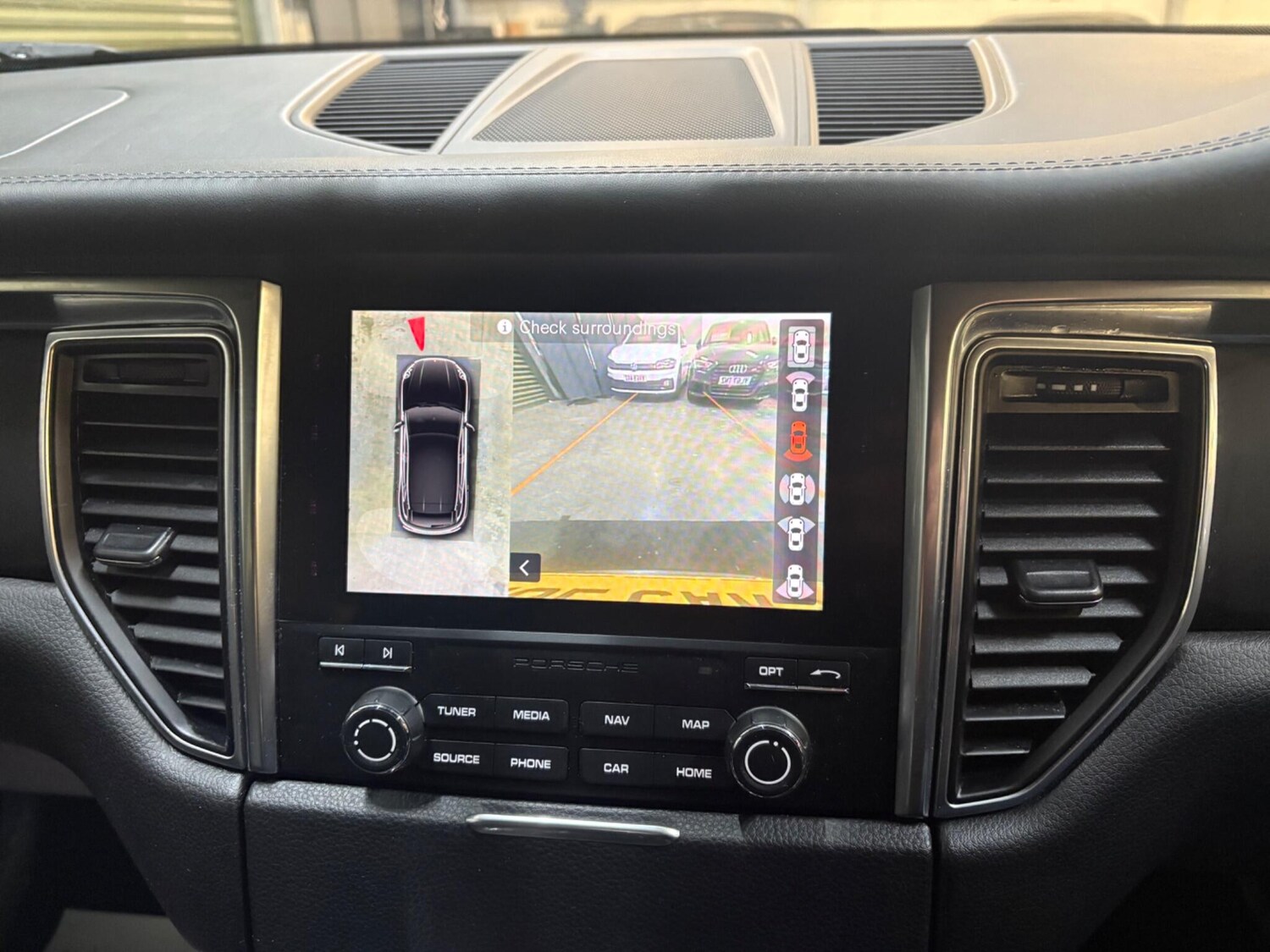 Used Porsche Macan 2018 for sale - 77559645: Photo 28