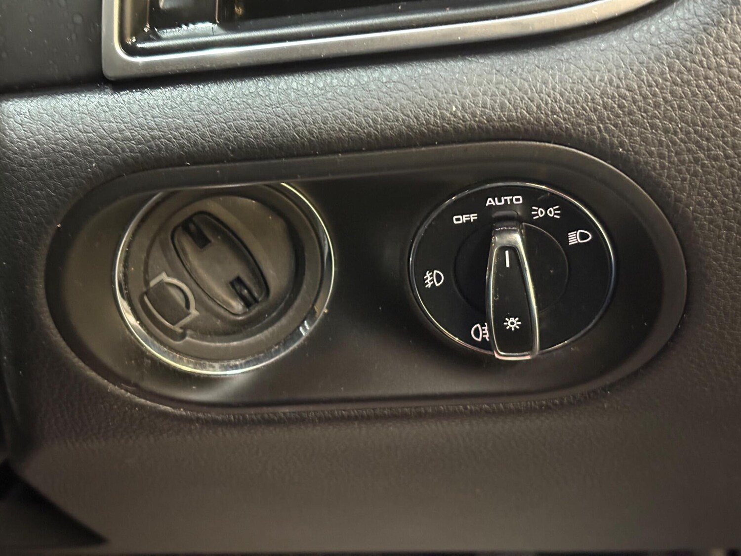 Used Porsche Macan 2018 for sale - 77559645: Photo 43