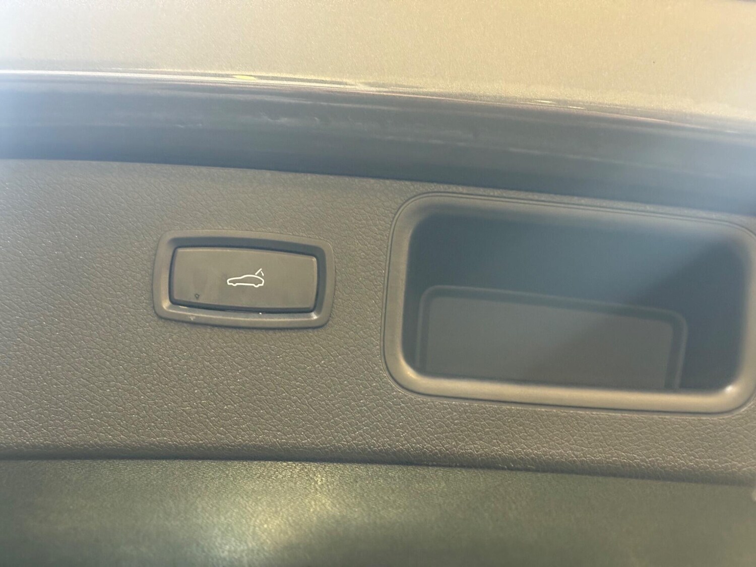 Used Porsche Macan 2018 for sale - 77559645: Photo 45