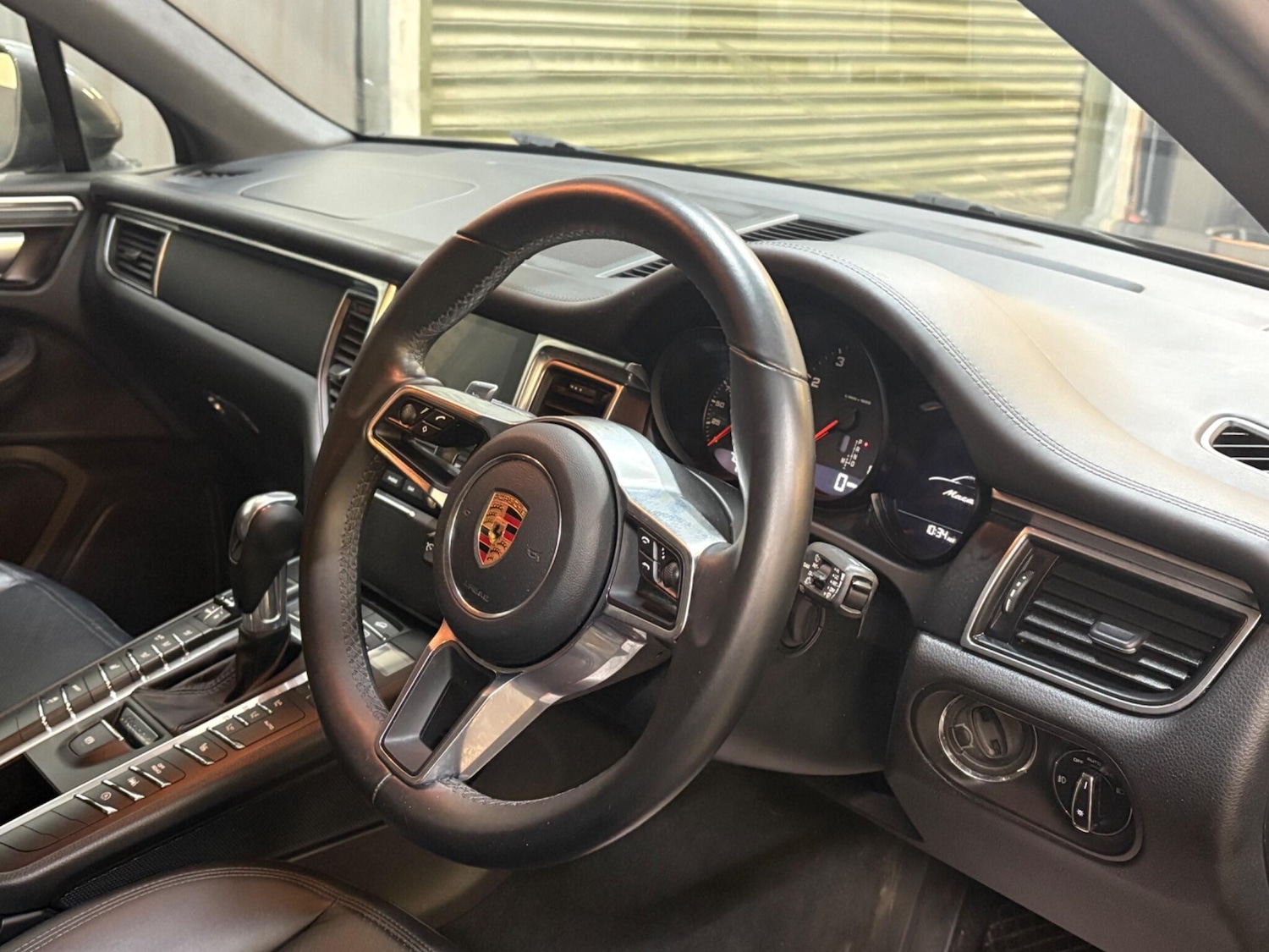 Used Porsche Macan 2018 for sale - 77559645: Photo 8
