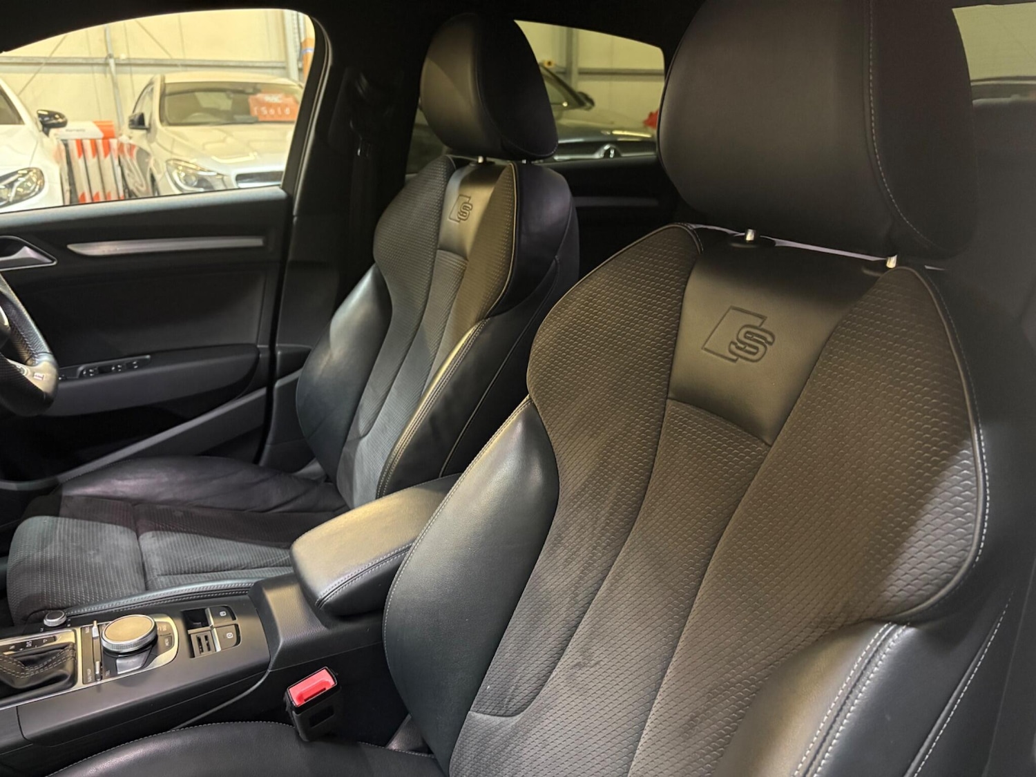 Used Audi S3 2018 for sale - 77683452: Photo 11