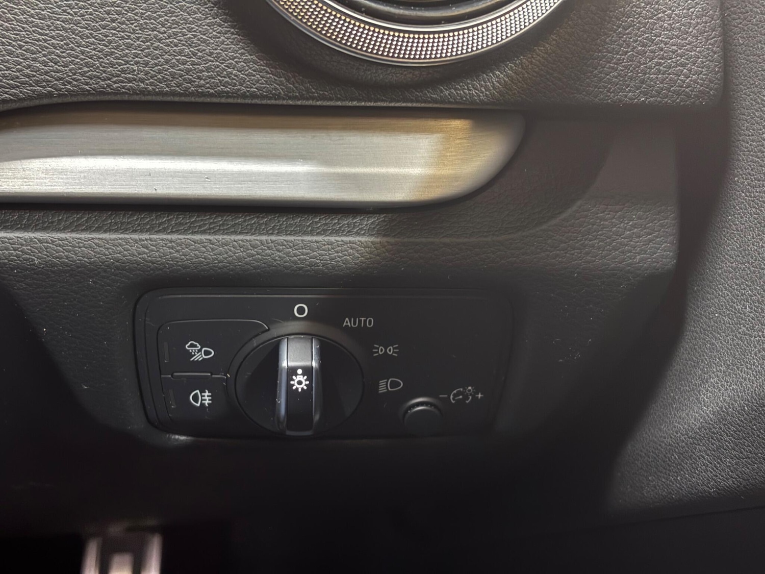 Used Audi S3 2018 for sale - 77683452: Photo 21