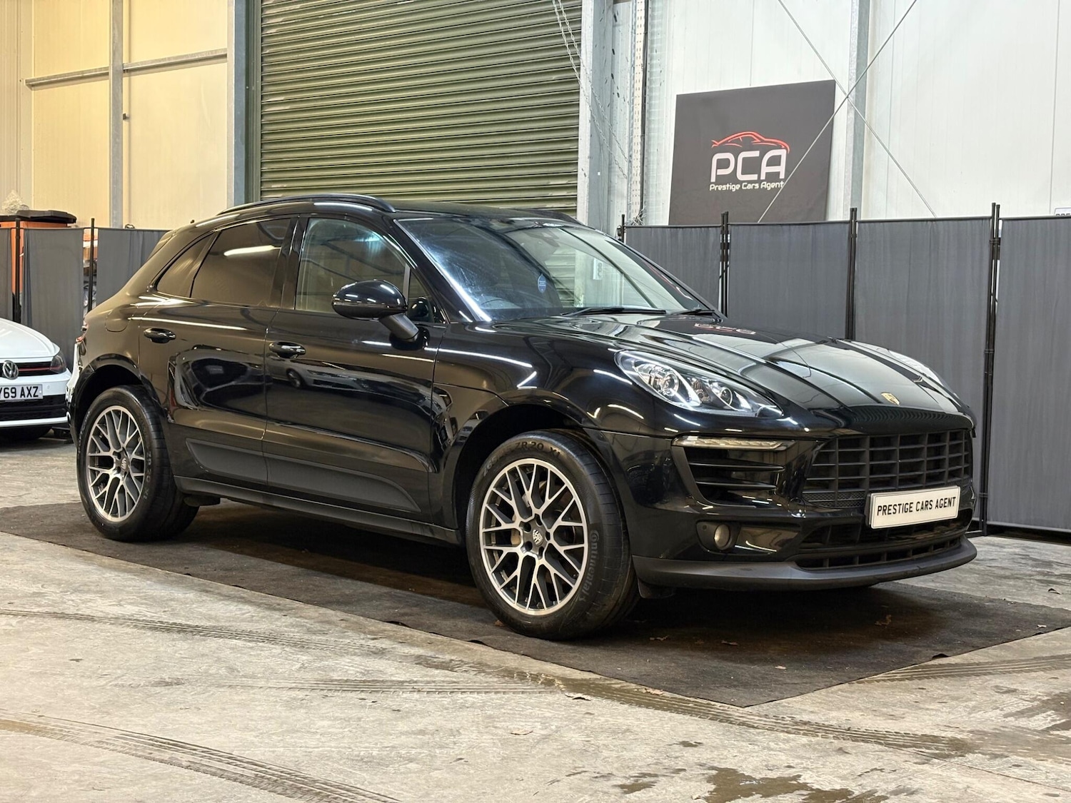 Used Porsche Macan 2018 for sale - 77358764: Photo 1