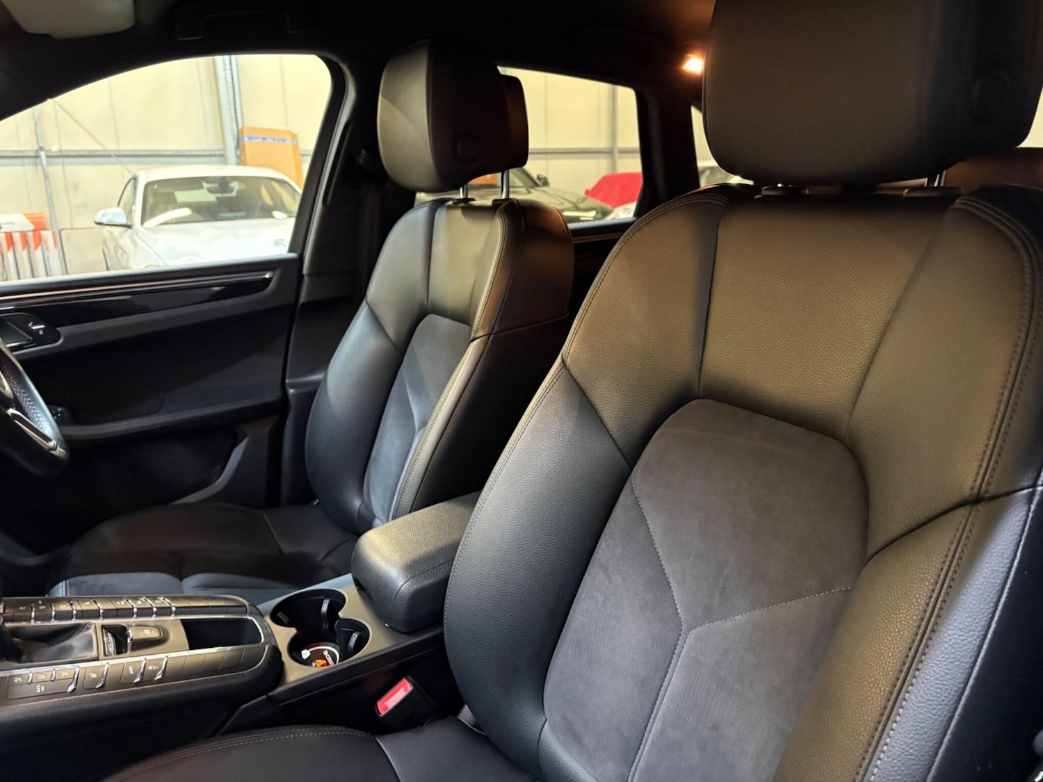 Used Porsche Macan 2018 for sale - 77358764: Photo 12