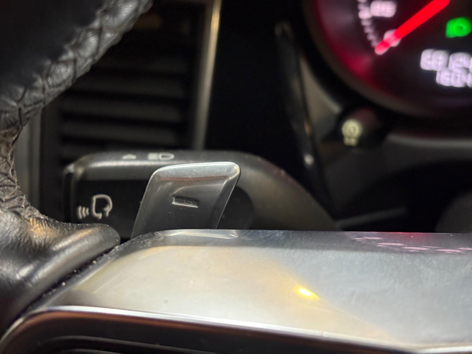 Used Porsche Macan 2018 for sale - 77358764: Photo 19