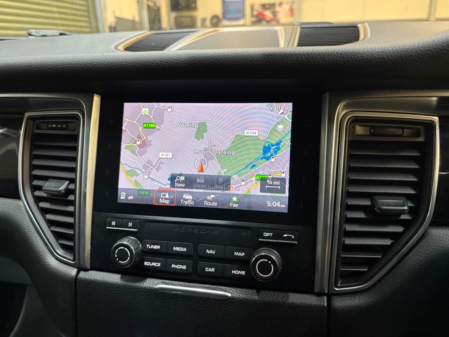 Used Porsche Macan 2018 for sale - 77358764: Photo 23