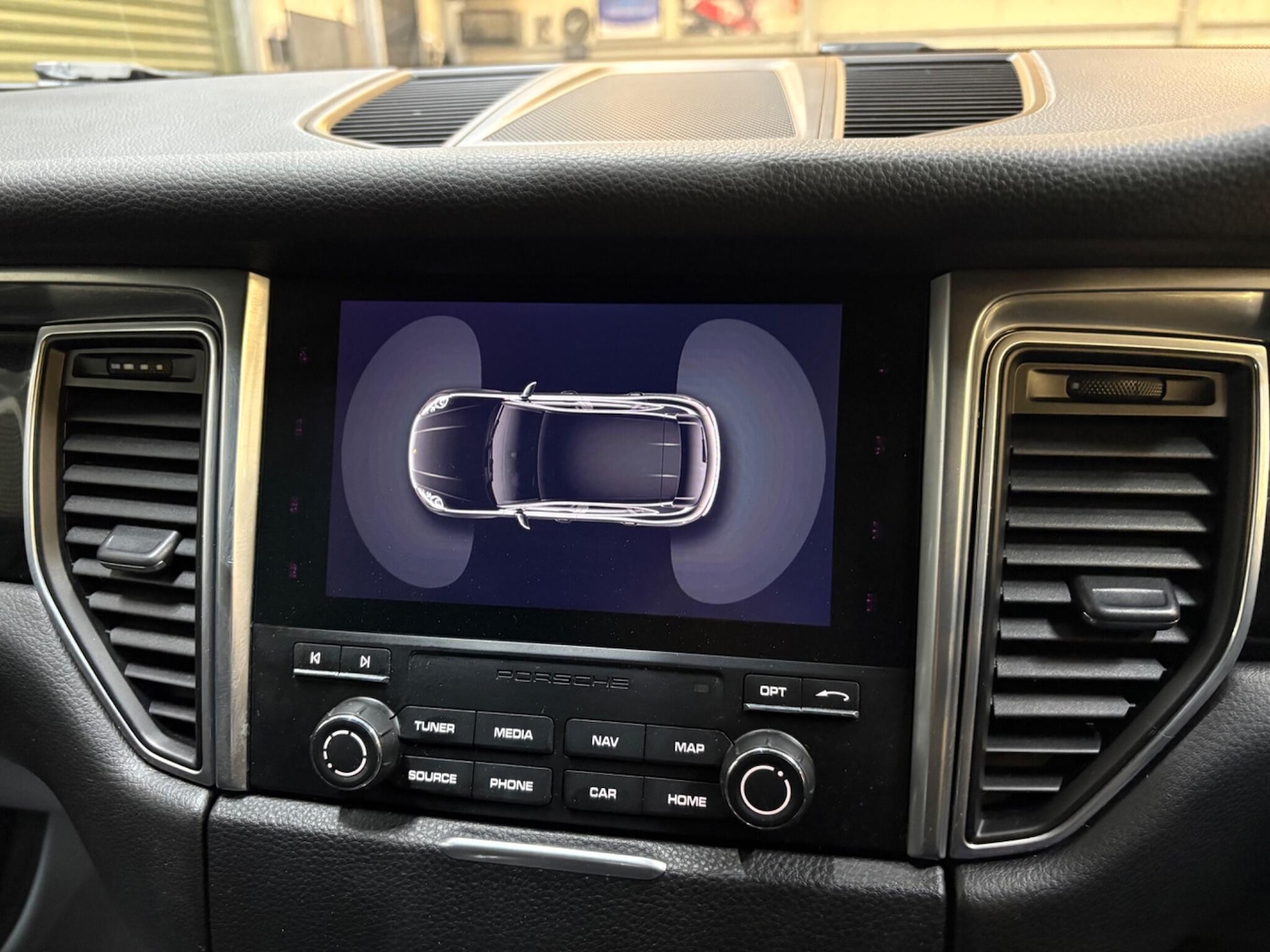 Used Porsche Macan 2018 for sale - 77358764: Photo 27