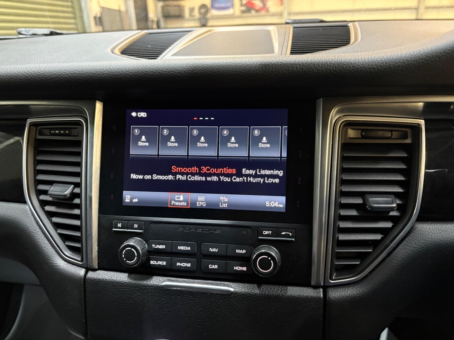 Used Porsche Macan 2018 for sale - 77358764: Photo 28