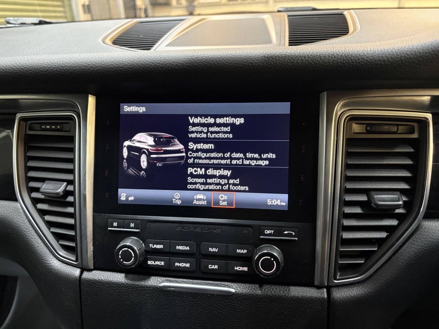 Used Porsche Macan 2018 for sale - 77358764: Photo 32