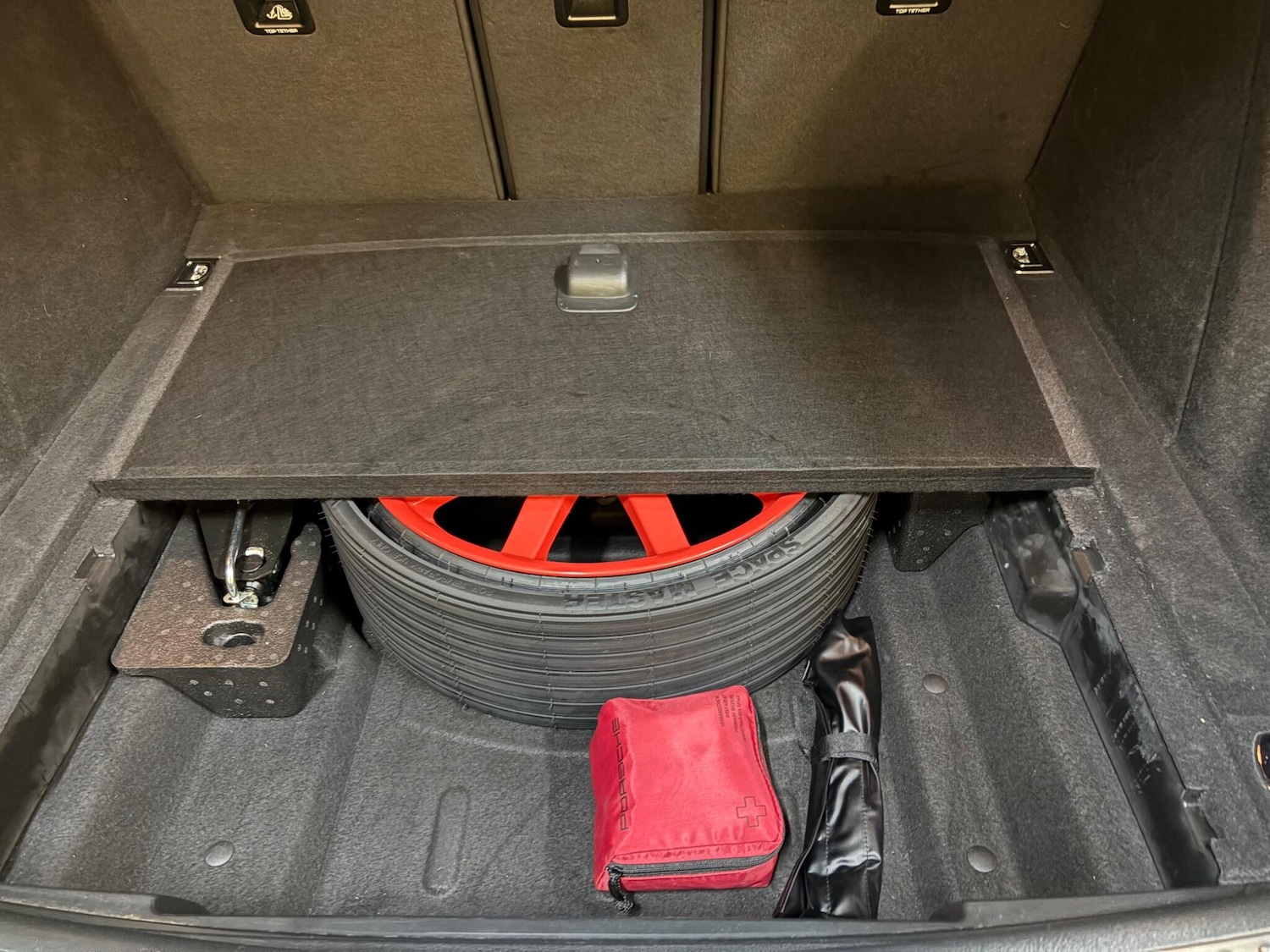 Used Porsche Macan 2018 for sale - 77358764: Photo 50