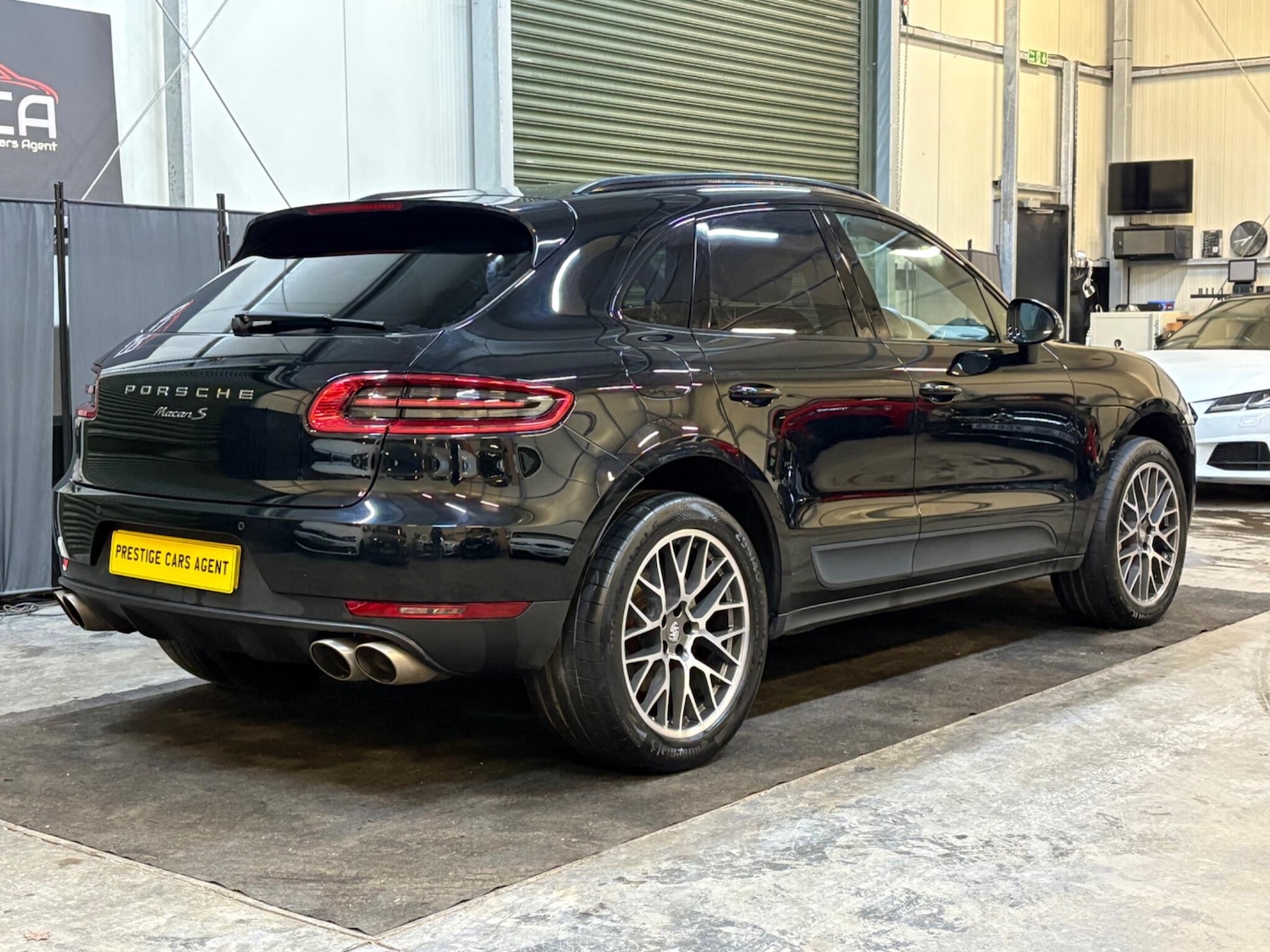 Used Porsche Macan 2018 for sale - 77358764: Photo 6