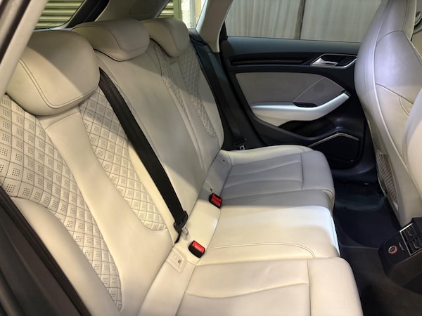 Used Audi RS3 2015 for sale - 76318197: Photo 10
