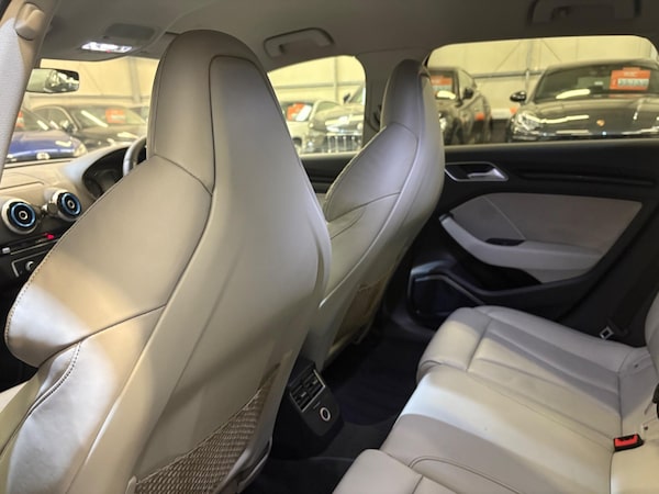 Used Audi RS3 2015 for sale - 76318197: Photo 14