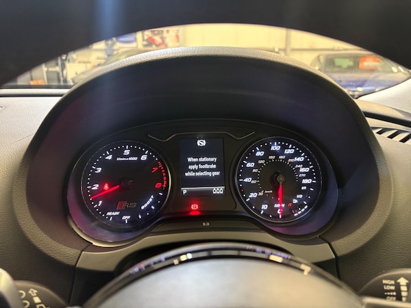 Used Audi RS3 2015 for sale - 76318197: Photo 22