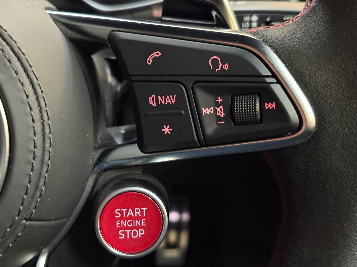 Used Audi TT 2023 for sale - 77253657: Photo 14