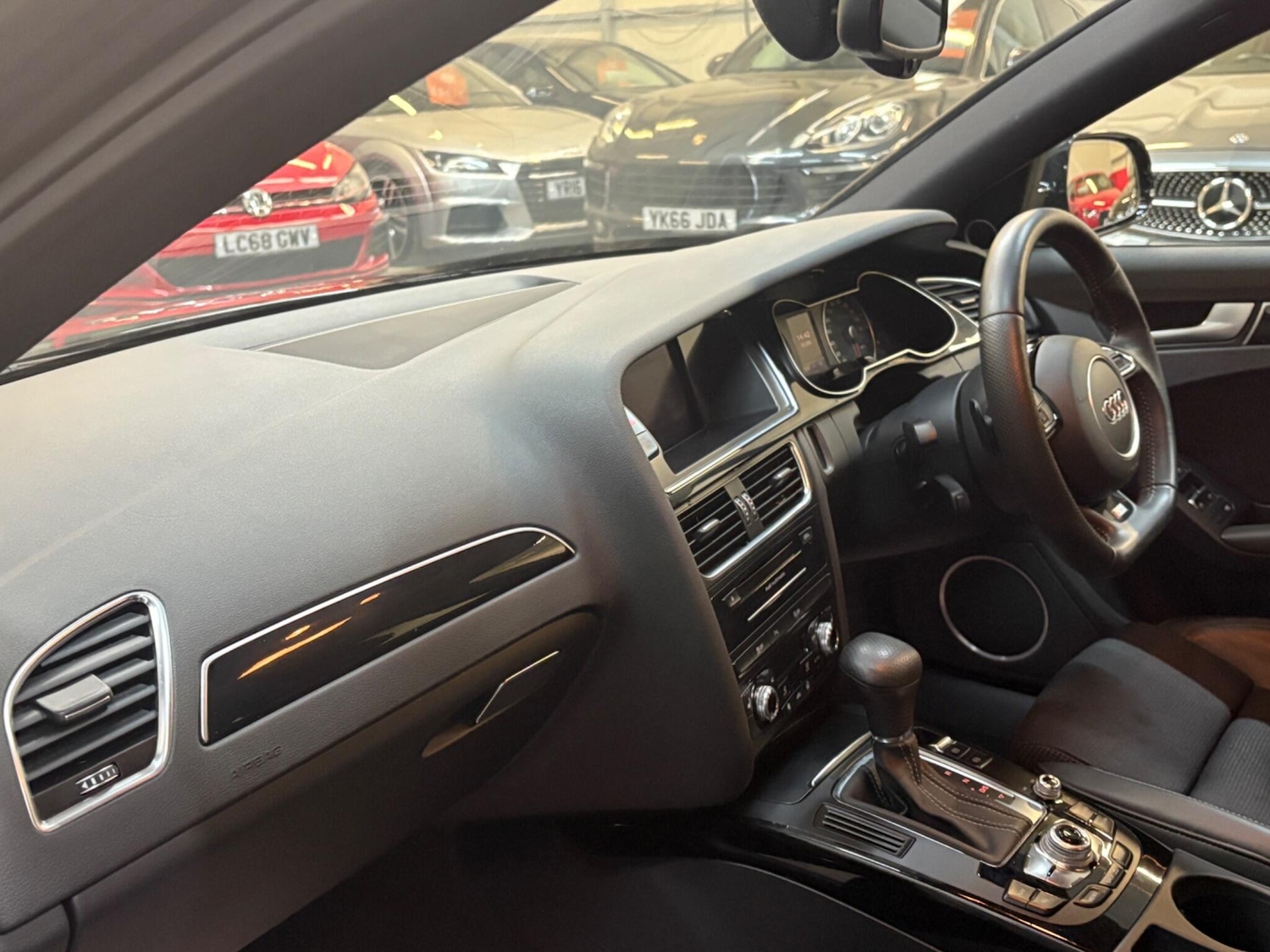 Used Audi A4 2012 for sale - 78073097: Photo 10