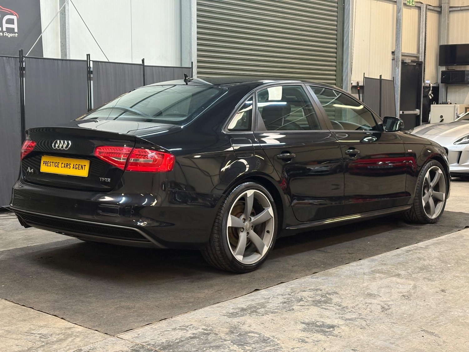 Used Audi A4 2012 for sale - 78073097: Photo 6