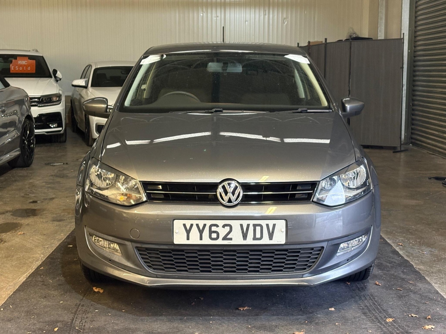 Used Volkswagen Polo 2013 for sale - 76360853: Photo 2