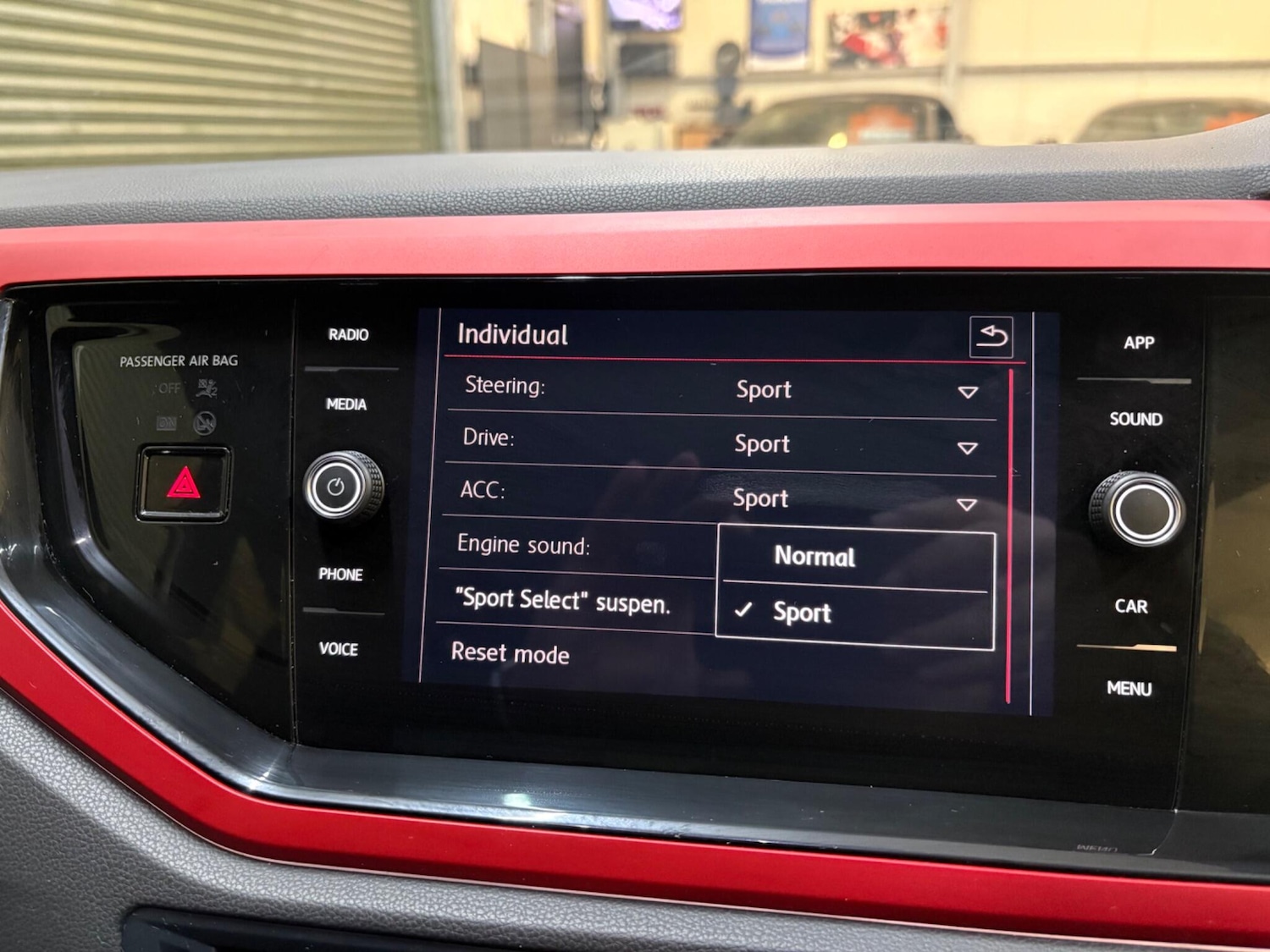 Used Volkswagen Polo for sale - 77215192: Photo 40