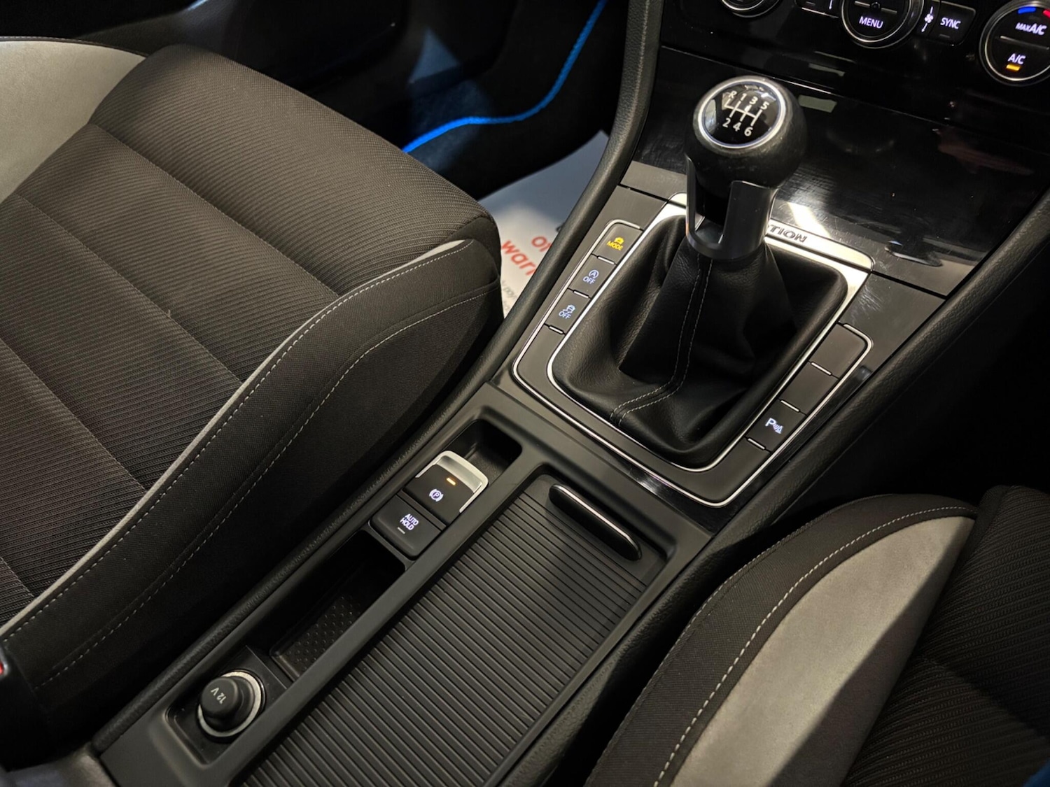 Used Volkswagen Golf 2016 for sale - 76715187: Photo 24