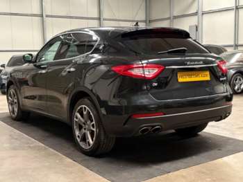 Used Maserati Levante 2017 for sale - 74738319: Photo