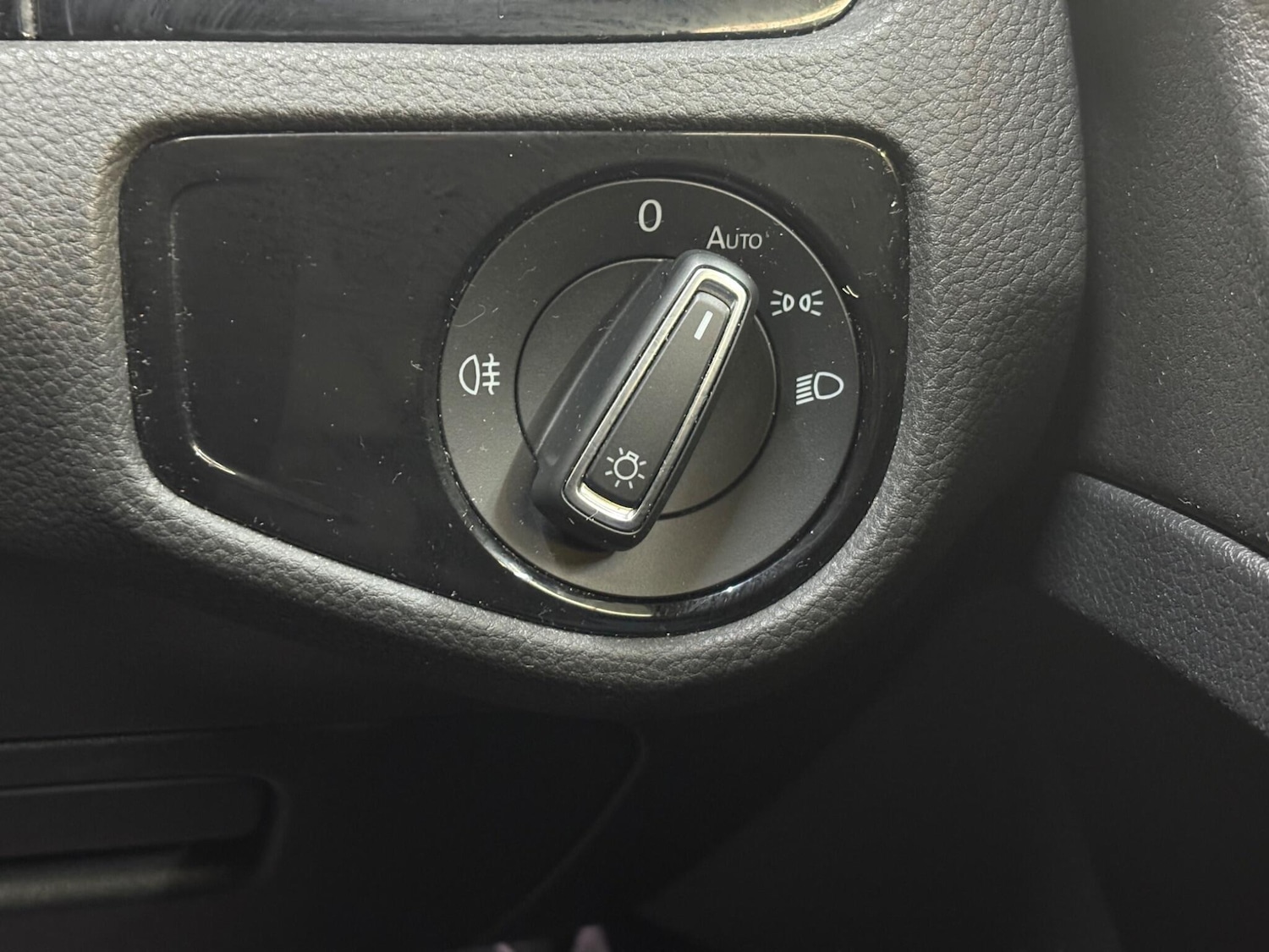 Used Volkswagen Golf 2014 for sale - 77624832: Photo 20