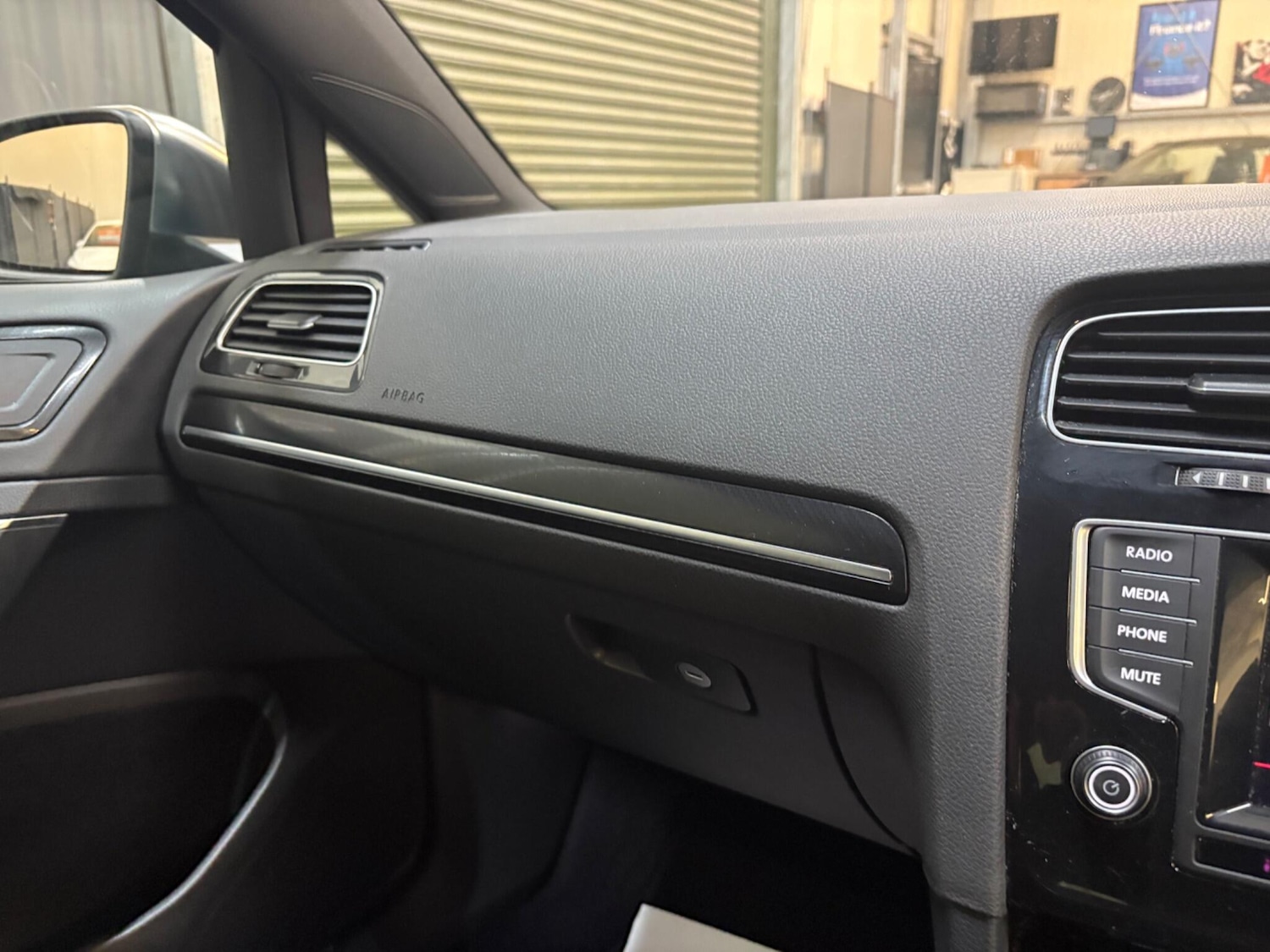 Used Volkswagen Golf 2014 for sale - 77624832: Photo 24