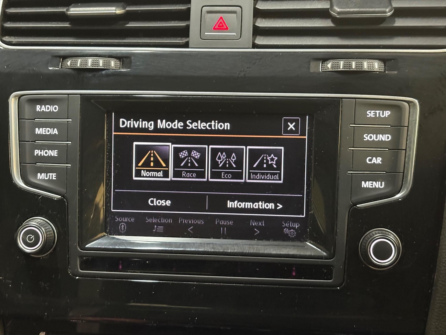 Used Volkswagen Golf 2014 for sale - 77624832: Photo 33