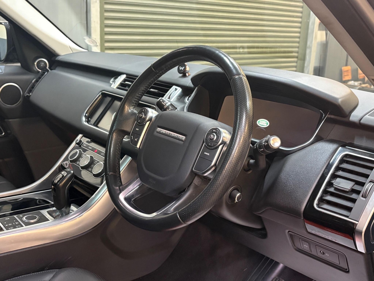 Used Land Rover Range Rover Sport 2016 for sale - 77993201: Photo 8