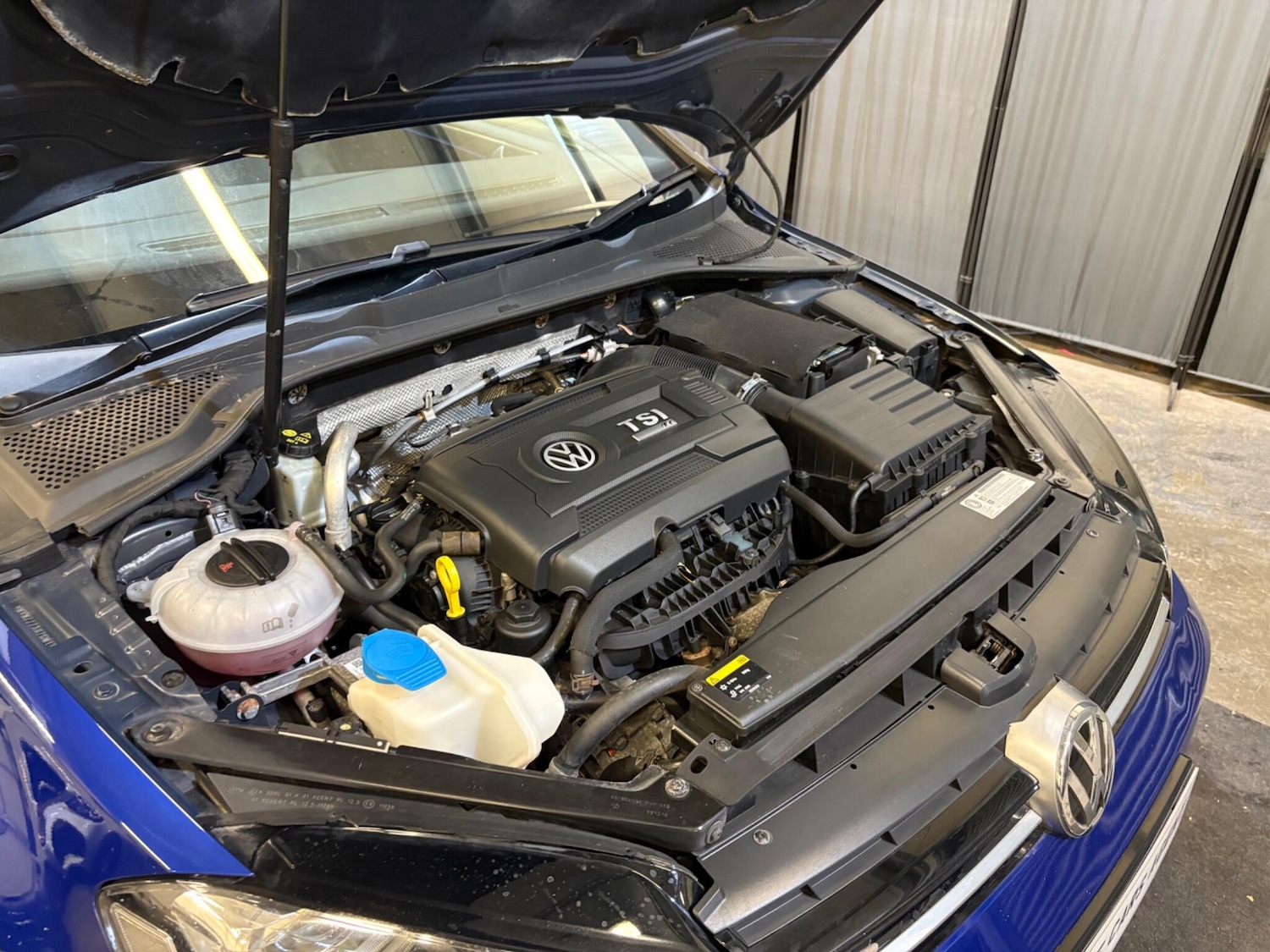 Used Volkswagen Golf 2015 for sale - 76200356: Photo 52