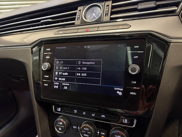 Used Volkswagen Passat 2017 for sale - 75588577: Photo 34