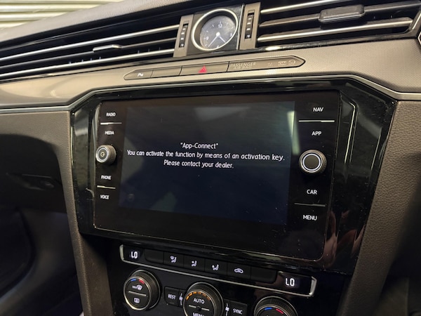 Used Volkswagen Passat 2017 for sale - 75588577: Photo 37