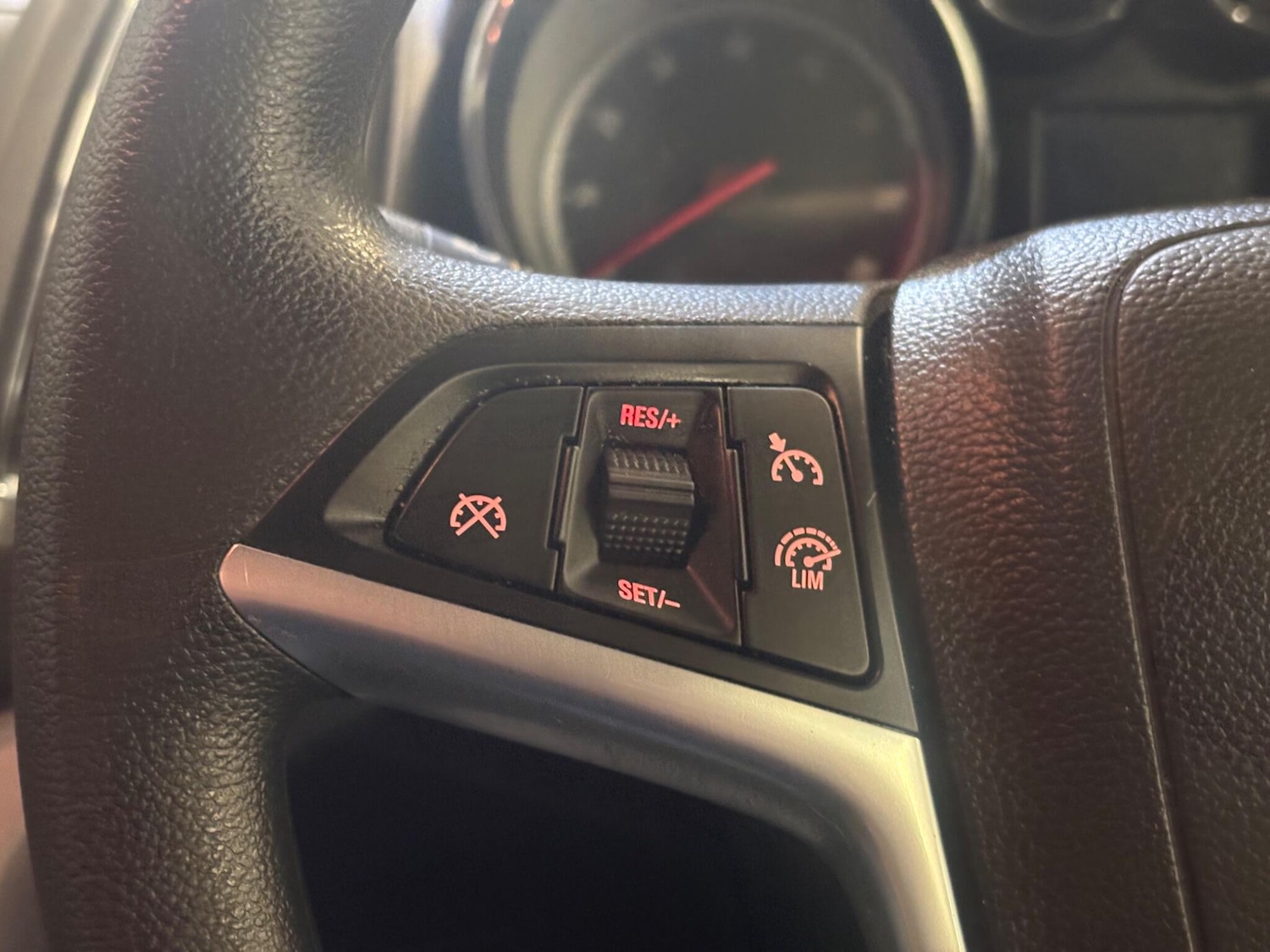 Used Vauxhall Zafira 2014 for sale - 76457772: Photo 17