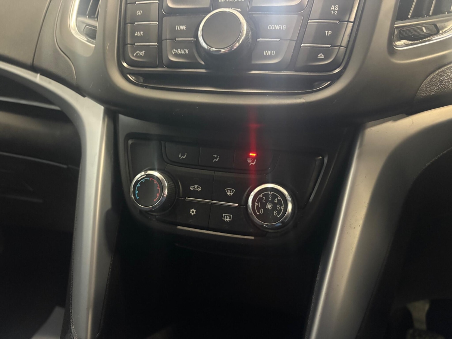 Used Vauxhall Zafira 2014 for sale - 76457772: Photo 26