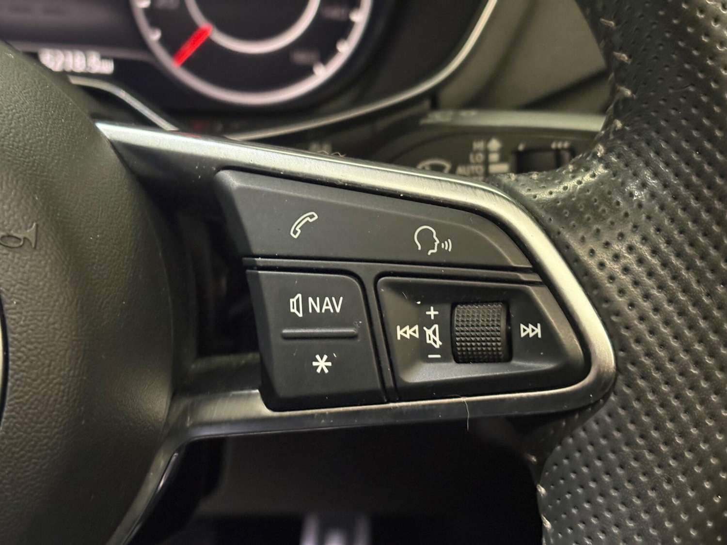 Used Audi TT 2016 for sale - 76441345: Photo 17