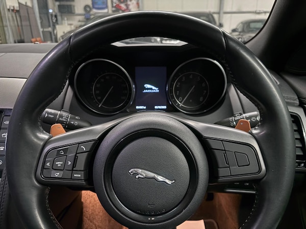 Used Jaguar F-Type 2017 for sale - 76179646: Photo 13