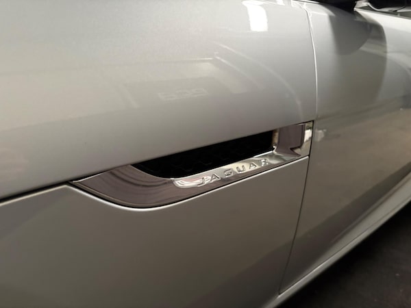 Used Jaguar F-Type 2017 for sale - 76179646: Photo 43