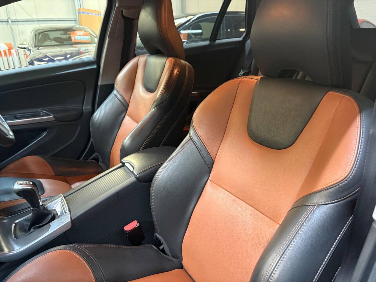 Used Volvo V60 2016 for sale - 78204077: Photo 11