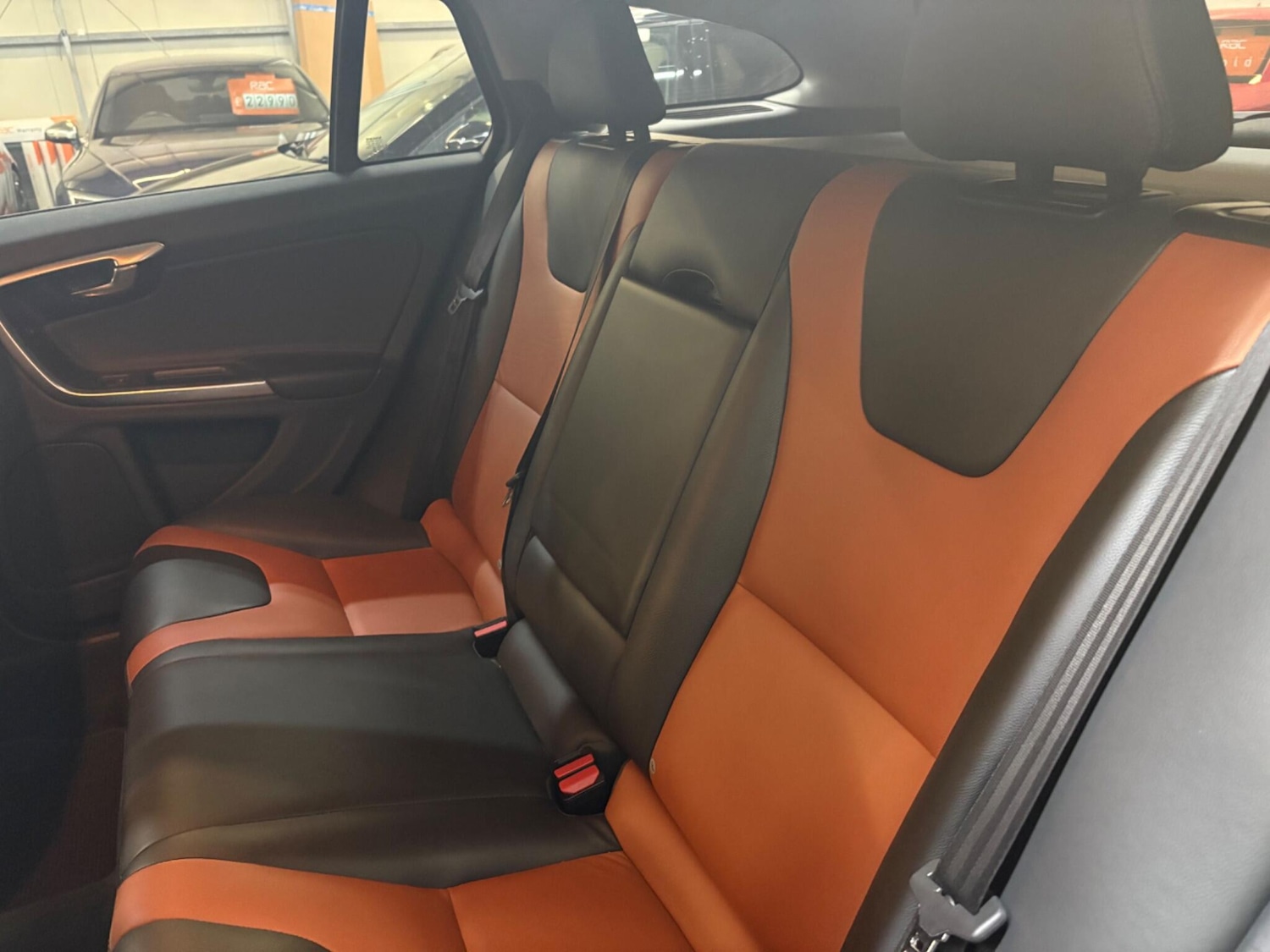 Used Volvo V60 2016 for sale - 78204077: Photo 12