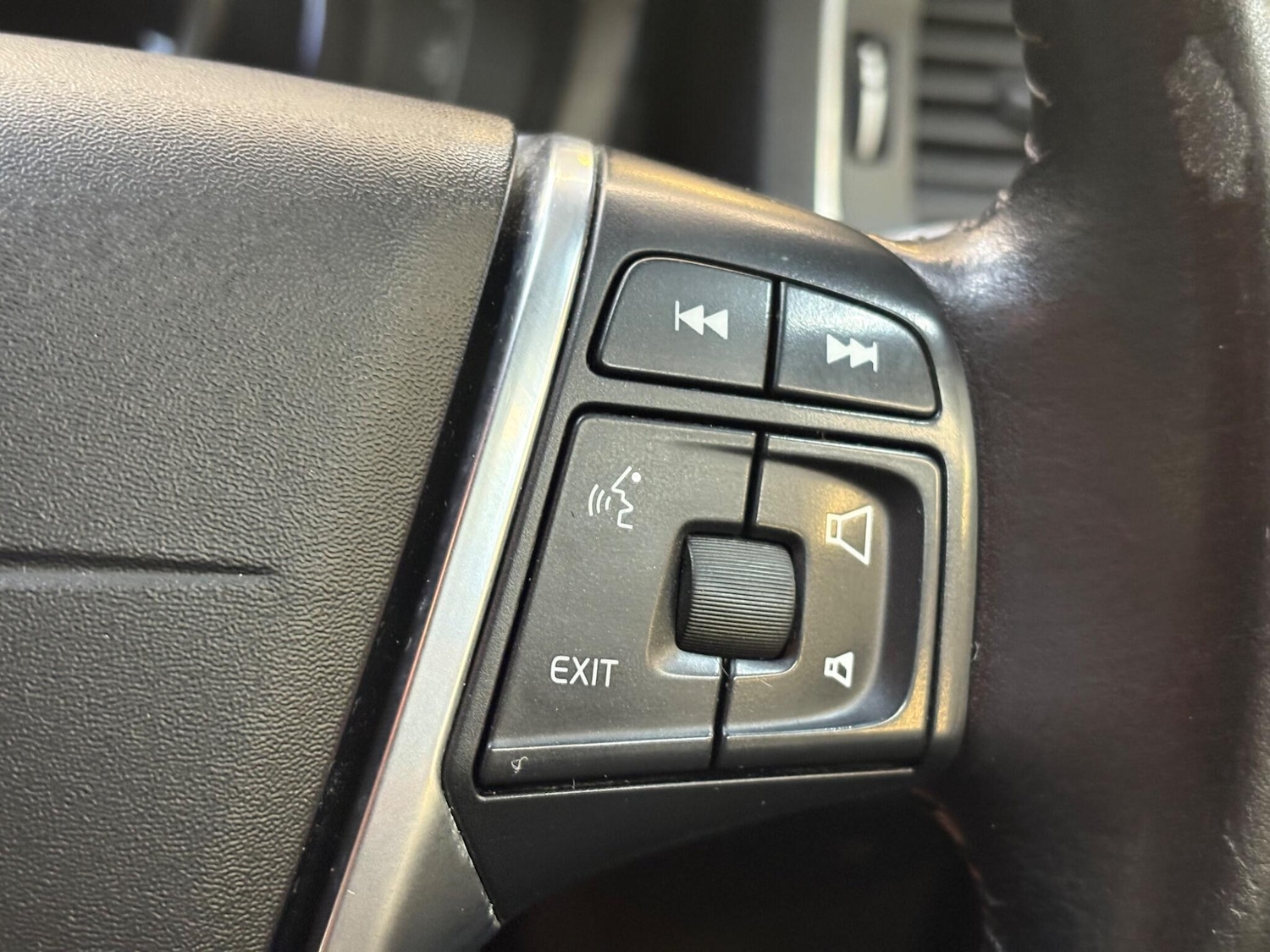 Used Volvo V60 2016 for sale - 78204077: Photo 15